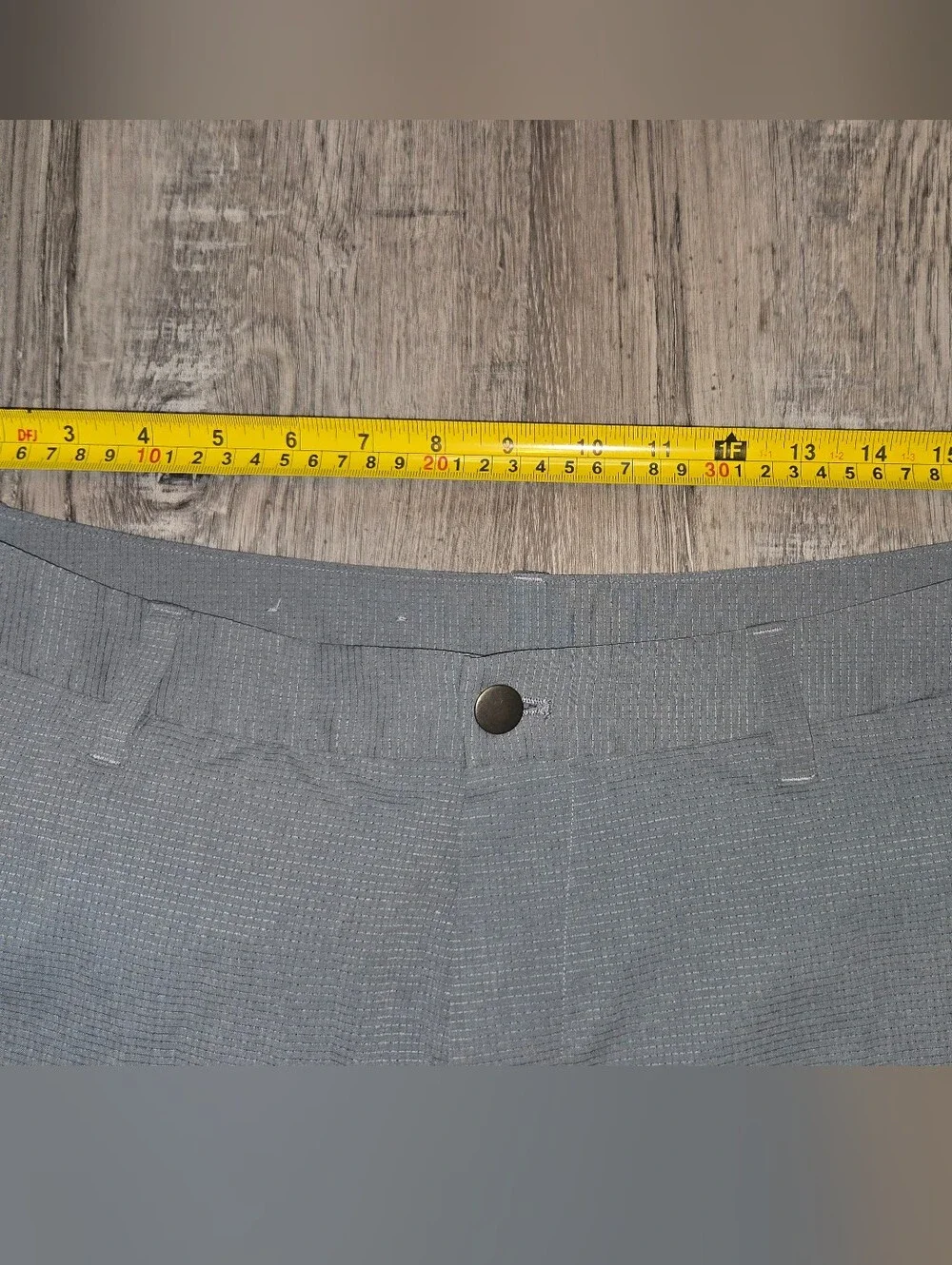 lululemon athletica Men's Slate Grey Flat-Front Shorts